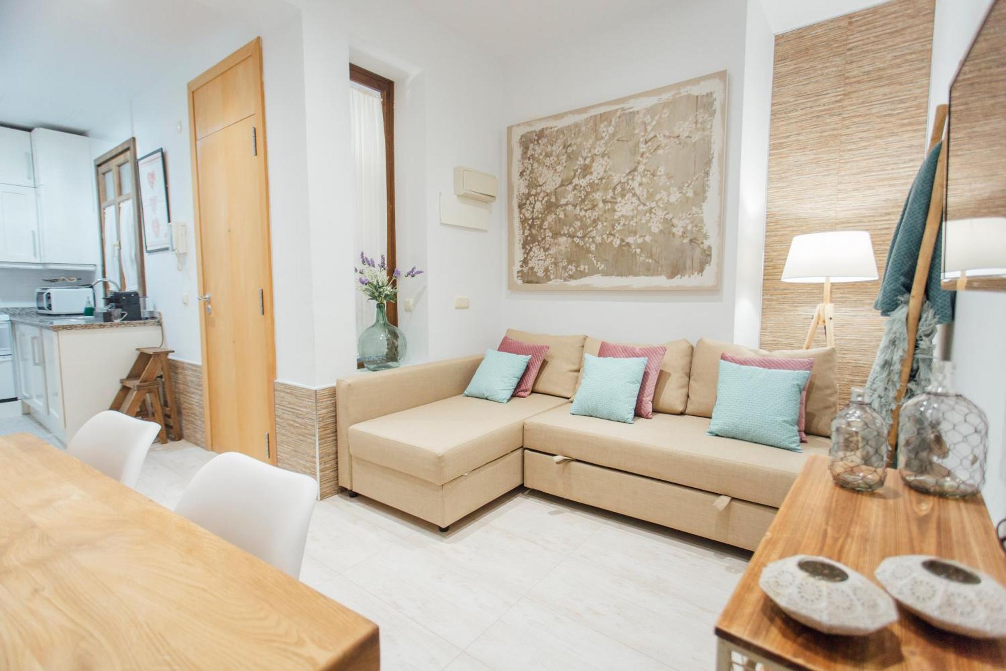 Ferienwohnung Beautiful And Cozy- 1Bd 1Bth- Arenal Center Sevilla Exterior foto